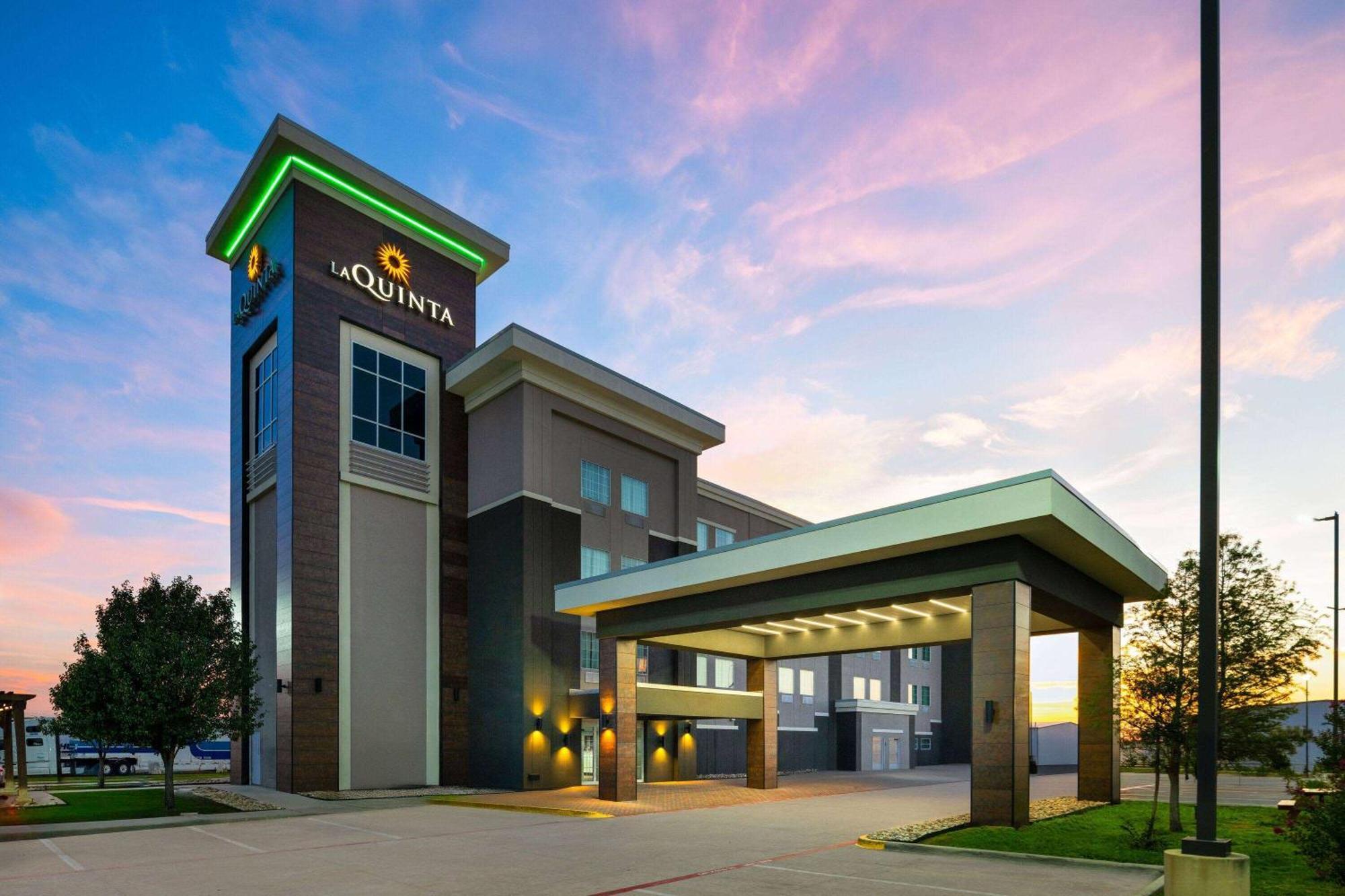 La Quinta By Wyndham Denton - University Drive Exterior foto
